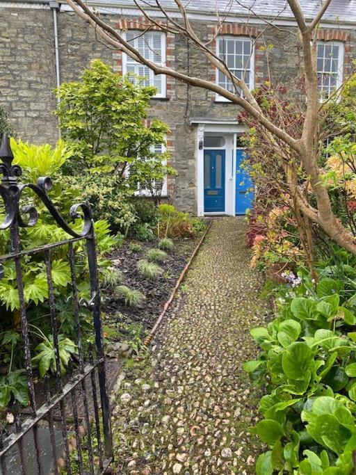 Fuchsia Cottage Flushing Экстерьер фото