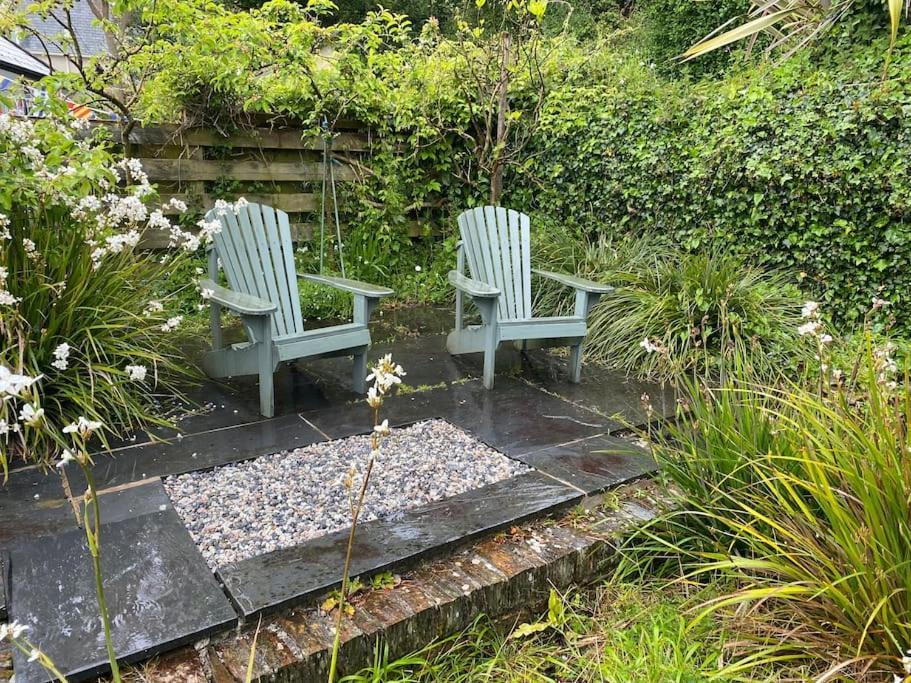 Fuchsia Cottage Flushing Экстерьер фото
